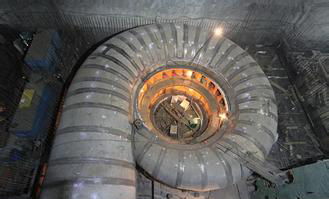 彭州石化项目蜗壳安装