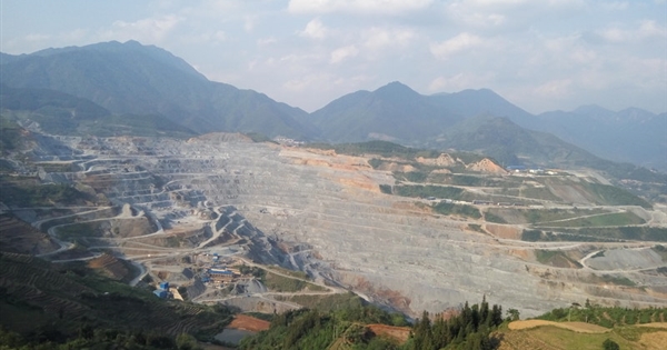 地质找矿（固体矿产）