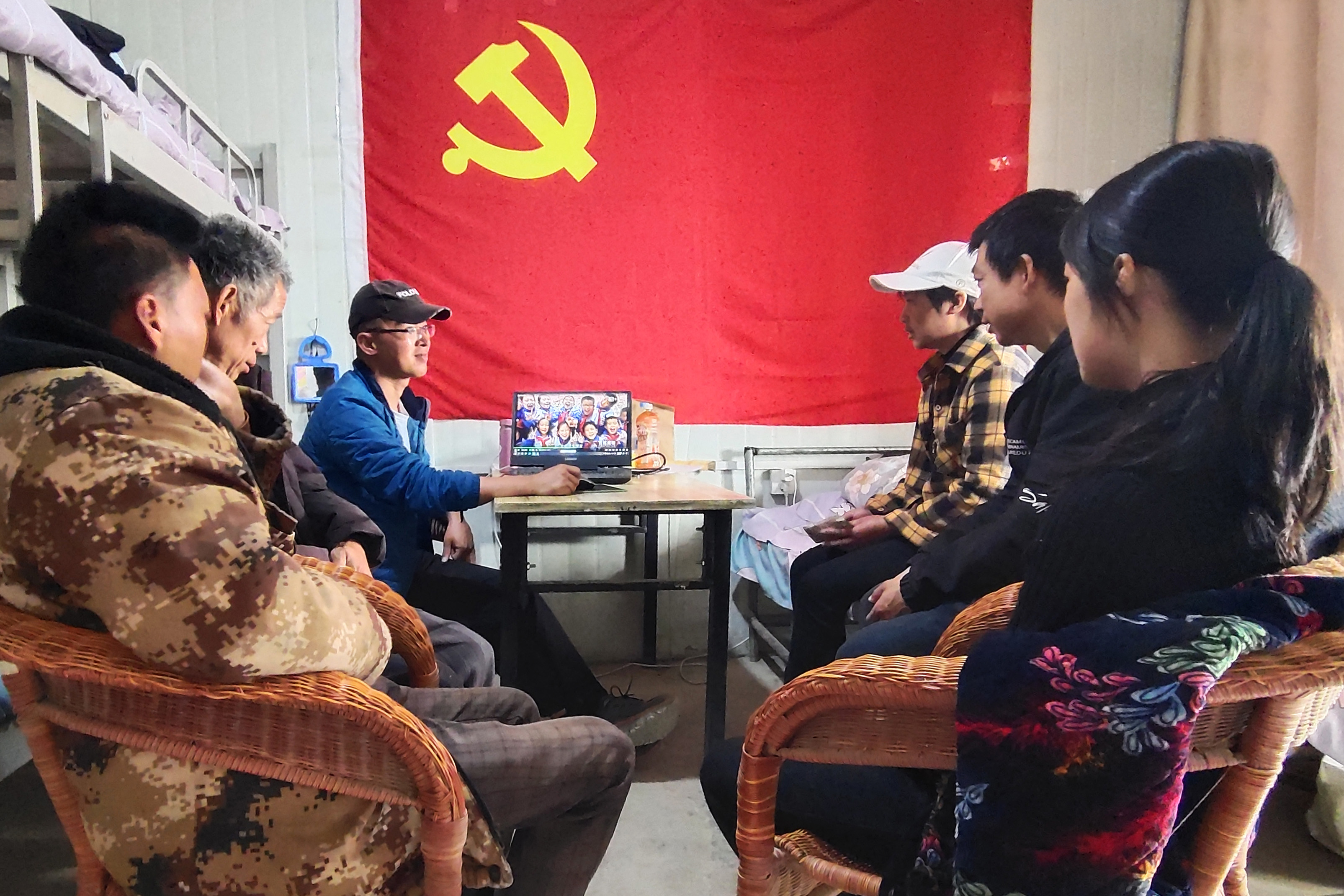 青海那仁郭勒镍多金属矿调查评价项目