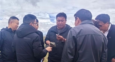 那曲市自然资源局领导莅临安多县东风铬铁矿储量核实项目检查
